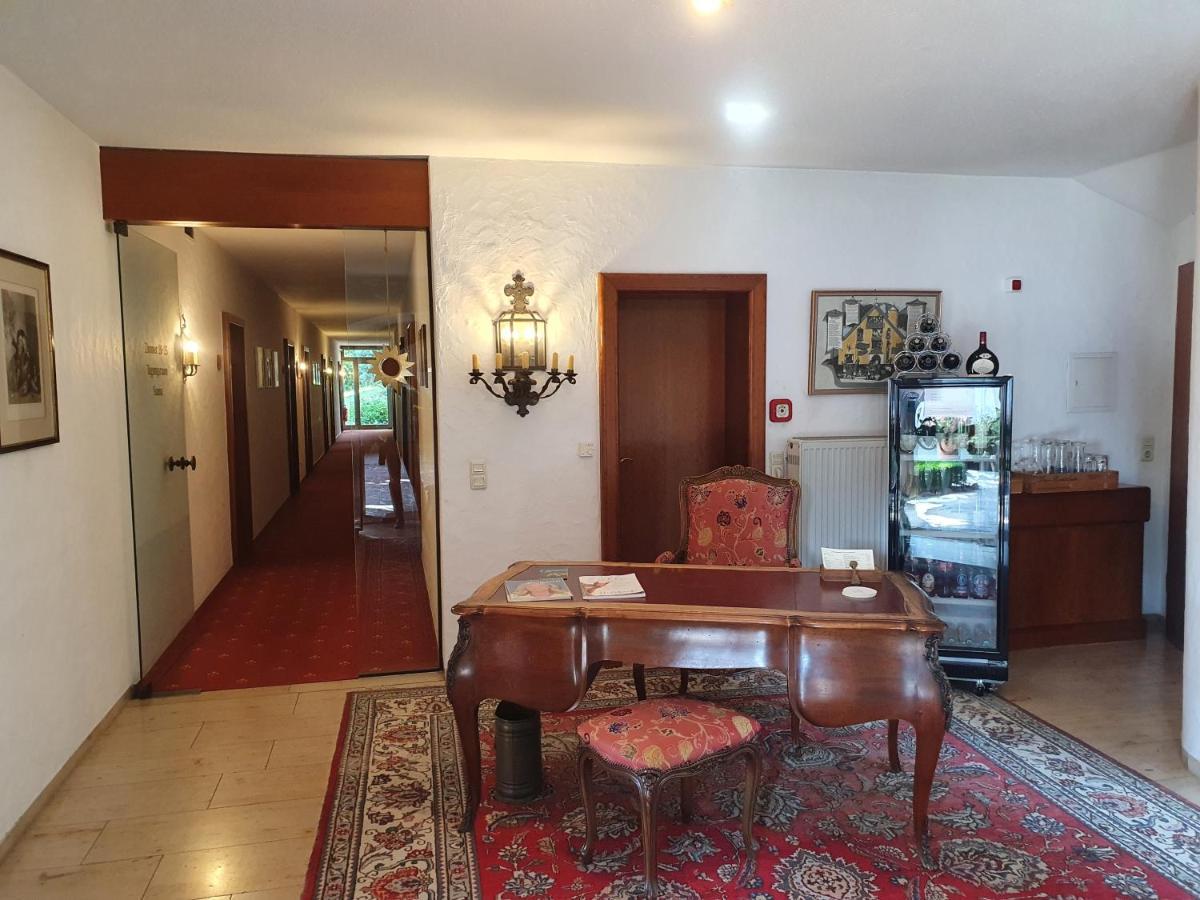 Kaefernberg - Weinhotel Алценау-ин-Унтерфранкен Екстериор снимка