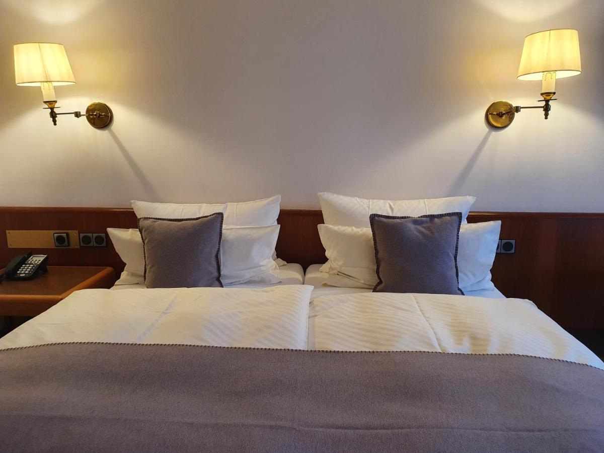Kaefernberg - Weinhotel Алценау-ин-Унтерфранкен Екстериор снимка